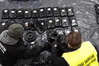 captura uriasa de cocaina pescuita de politia poloneza din marea baltica in zona golfului gdansk 67b49c494f331