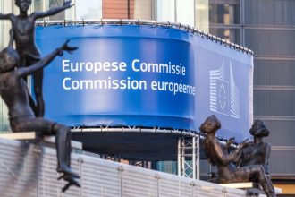 comisia europeana investigheaza retailerul chinez shein acuzatii conditii contractuale incorecte si practice comerciale neloiale 67a3619961c7d