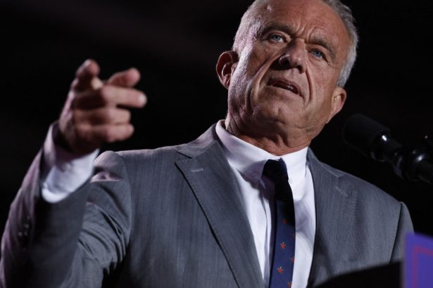 controversatul rfk jr este pe cale sa devina secretar al sanatatii in sua a primit la limita avizul comisiei de finante 67a286359405e