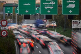 descoperire surprinzatoare facuta de vamesii francezi ce au gasit intr un camion la un control de rutina 67b105884f50e