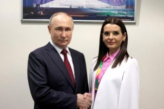 evghenia gutul guvernatoarea gagauziei si protejata lui ilan sor ii cere lui donald trump sa opreasca finantarea republicii moldova 67b89c8074444
