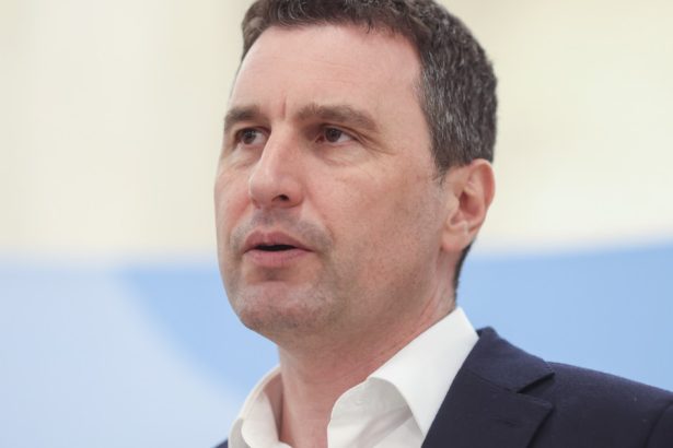 exclusiv tanczos statul sa fie mai ferm in colectarea taxelor cand nu intervine la timp o companie se poate ascunde dupa legea insolventei 679fe6b61ee0a