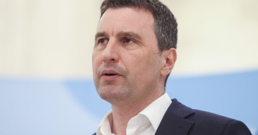 exclusiv tanczos statul sa fie mai ferm in colectarea taxelor cand nu intervine la timp o companie se poate ascunde dupa legea insolventei 679fe6b61ee0a