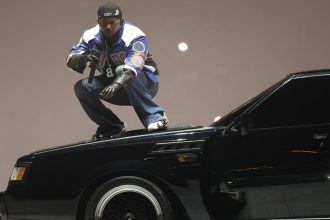galerie foto cel mai prost show din istorie kendrick lamar criticat dur pentru prestatia de la super bowl 2025 67aa5e0f3d850