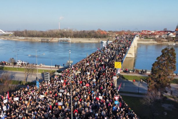 galerie foto presa de stat din serbia schimba tonul legat de protestele studentilor ce ar putea insemna asta pentru aleksandar vucic 67a0793cc245a