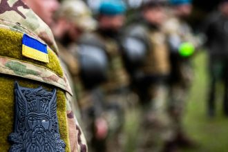 galerie foto recrutii ucraineni din marea britanie exerseaza abilitati de lupta cu instructori norvegieni 67a0a71e4e074