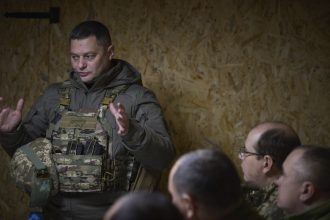 generalul ucrainean hennadii sapovalov renunta la functia de comandant al comandamentului operational sud 67a1e80016e07