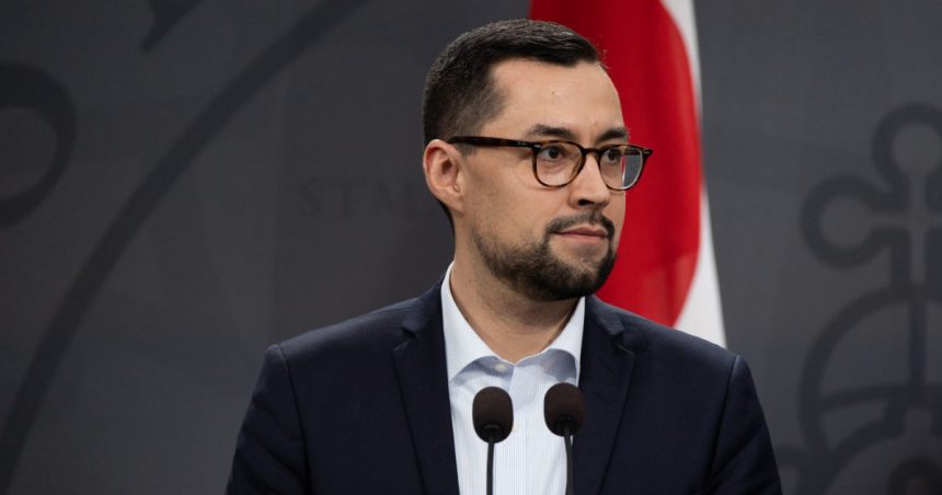 groenlanda organizeaza alegeri generale pe 11 martie pe fondul interesului aratat de donald trump pentru insula 67a3152ee916f