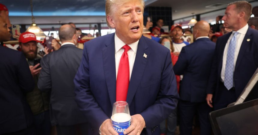 inapoi la plastic trump anunta ca va semna un ordin pentru renuntarea la paiele de baut ecologice 67a63a4a8b20b