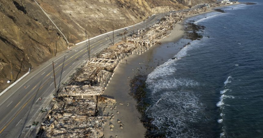 incendiile din los angeles sunt oficial complet sub control dupa trei saptamani bilant 30 de morti si zeci de mii de oameni fara case 679e25e3e0d5f