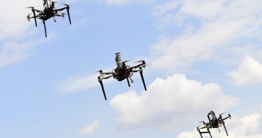 isw rusii au dezvoltat o modalitate de a controla simultan mai multe drone cu un singur dispozitiv si acum o folosesc in ucraina 67a0adf052189