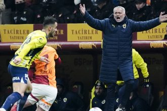 jose mourinho vizat de o plangere penala in turcia dupa ce i a facut maimute pe jucatorii de la galatasaray 67bdc13062c4a