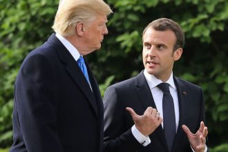 macron ii transmite lui trump ca intre aliati nu poti sa l faci pe celalalt sa sufere cu taxe vamale 67b9f099cebe1