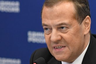 medvedev noi amenintari dupa convorbirea trump putin ceasul apocalipsei nucleare isi va continua marsul spre miezul noptii 67ada96ba5f64