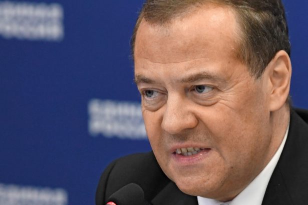 medvedev noi amenintari dupa convorbirea trump putin ceasul apocalipsei nucleare isi va continua marsul spre miezul noptii 67ada96ba5f64