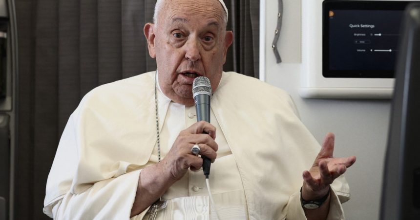 mesajul papei francisc dupa ce trump a ordonat expulzarea masiva a migrantilor incalca demnitatea multor barbati si femei 67ab5f70660d7