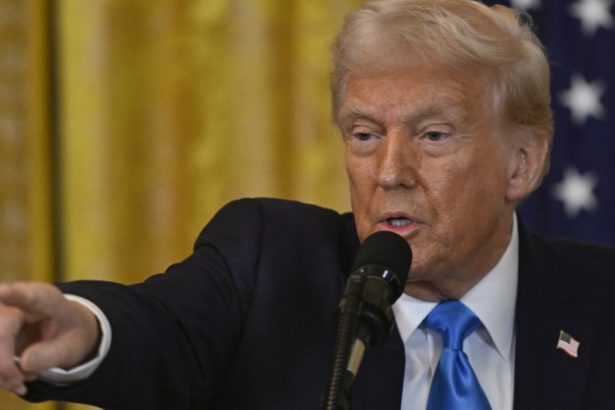 ministrul polonez al apararii polonia cheltuieste mult pe armament pentru a ramane prietena cu donald trump e un fel de asigurare 67a31fc135948
