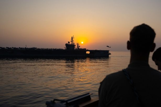 o noua modalitate de lupta navele americane au respins dronele rebelilor houthi fara sa traga niciun foc de arma 67aadb098acd4