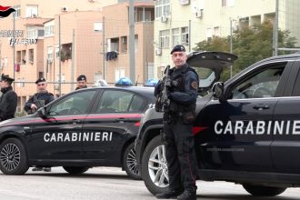 operatiune mamut in italia cu peste 1200 de politisti 183 de persoane care incercau reconstructia cosa nostra au fost arestate 67ab53b848a3a