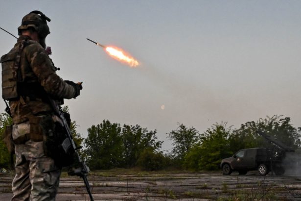 peste 8 000 de obuze si drone kamikaze trase de rusi asupra ucrainenilor in ziua in care putin vorbea cu trump despre pace in ucraina 67adc7da1a205