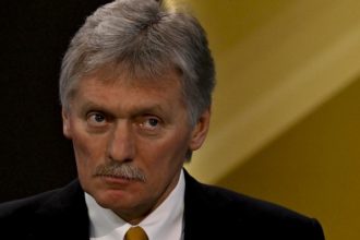 reactia kremlinului la intentia premierului britanic de a trimite trupe de mentinere a pacii in ucraina este inacceptabil 67b70e1a68fb6