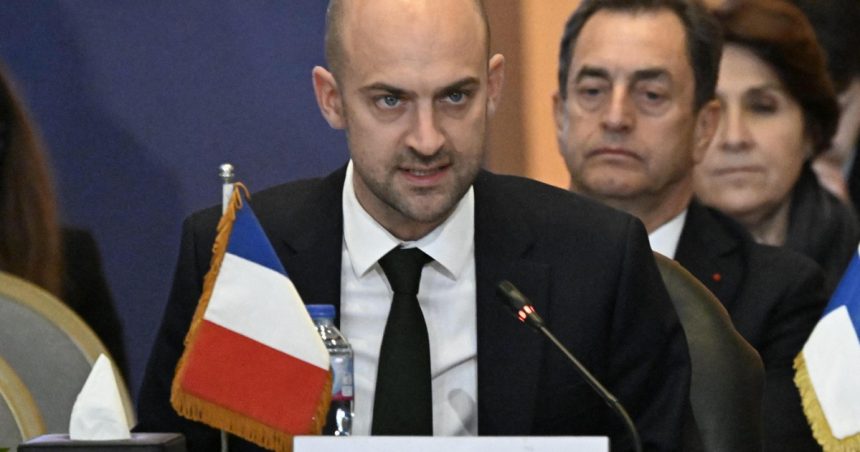 seful diplomatiei franceze anunta un nou pachet de sanctiuni impotriva rusiei si sustine ca parisul nu vrea o pace de mantuiala 67b460856e75a