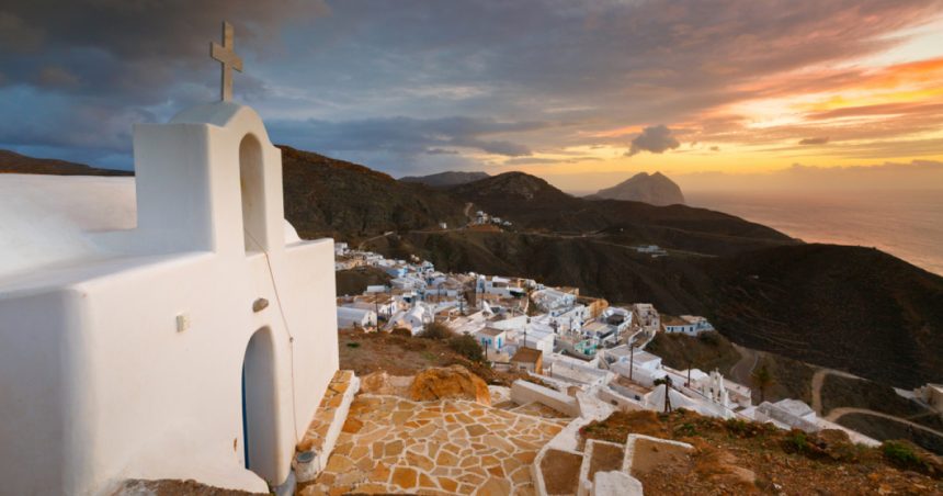 stare de urgenta declarata pe o a treia insula din grecia din cauza activitatii seismice 67aece626620b