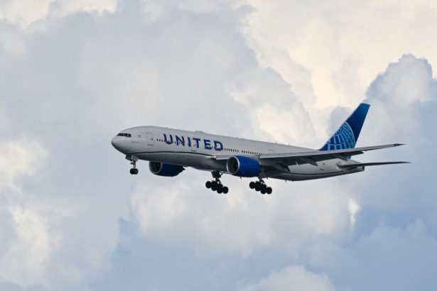 sute de pasageri au ramas blocati pe o insula inghetata din canada pentru un weekend dupa ce avionul in care se aflau a fost deviat 67b5d7870da72