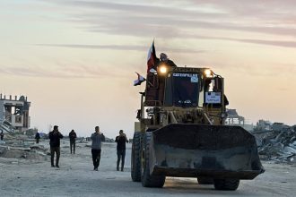 tarile arabe lucreaza la un plan care sa opreasca proiectul lui donald trump pentru fasia gaza presedintele egiptului va merge la riad 67b4d6e0c2ebd