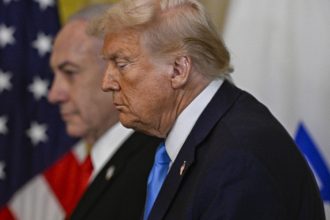 trump il sanctioneaza pe procurorul cpi care a initiat ancheta pentru emiterea mandatului de arestare pe numele lui netanyahu 67af00c68a54f