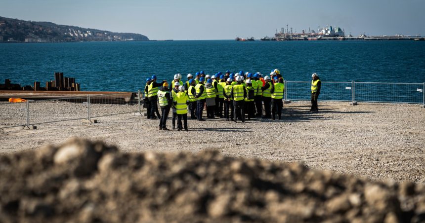ungaria va avea port la marea adriatica guvernul lui viktor orban a decis acum cativa ani sa investeasca in proiectul din trieste 67b8935a3fa72
