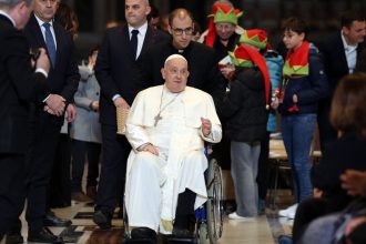 video ce se intampla daca papa francisc abdica starea suveranului pontif e mai buna insa pericolul exista in continuare 67b9aec25ee94