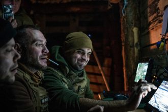 video filmari uav operatorii de drone si puscasii marini au oprit asaltul rusilor in sectorul pokrovsk 67a2136469c4c