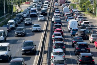 video romania presata sa implementeze taxa pe poluare 8 din 10 soferi romani vor trebui sa o plateasca 67a874ebe3b8a