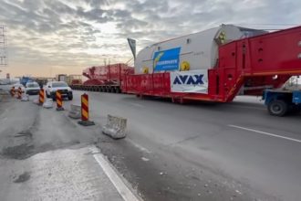 video un transport agabaritic record pentru romania de aproape 800 de tone traverseaza tara catre termocentrala mintia 67bb1b55b5190
