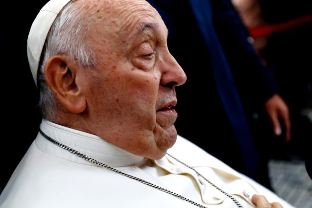 video vaticanul a anuntat ca agenda papei francisc a fost anulata pe toata saptamana din cauza bolii 67b4828102546
