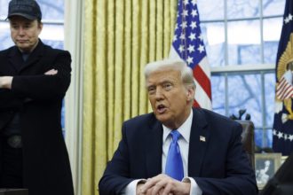 averea lui donald trump a scazut odata cu prabusirea actiunilor trump media elon musk a pierdut si el 228 miliarde de dolari 67d030c9d18f9