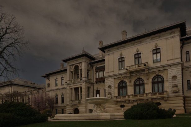 cladiri emblematice de pe intreg globul au stins luminile si au marcat ora pamantului 67dfe9f3e27ca