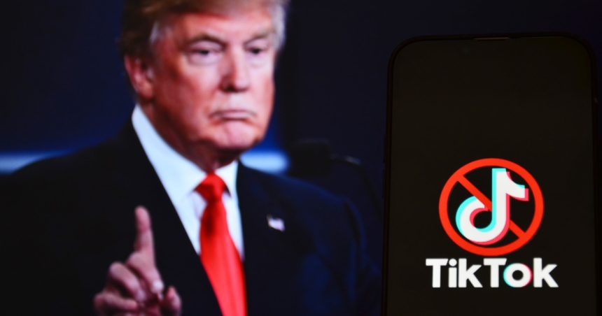 donald trump a spus ca ar putea acorda o reducere de taxe chinei pentru incheierea unui acord de vanzare a aplicatiei tiktok 67e581bf49a96