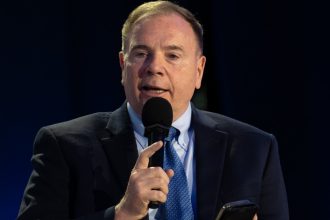 exclusiv avertismentul generalului ben hodges daca ucraina cade rusii vor bate la usa romaniei ce spune despre republica moldova 67e2bf57bcf93