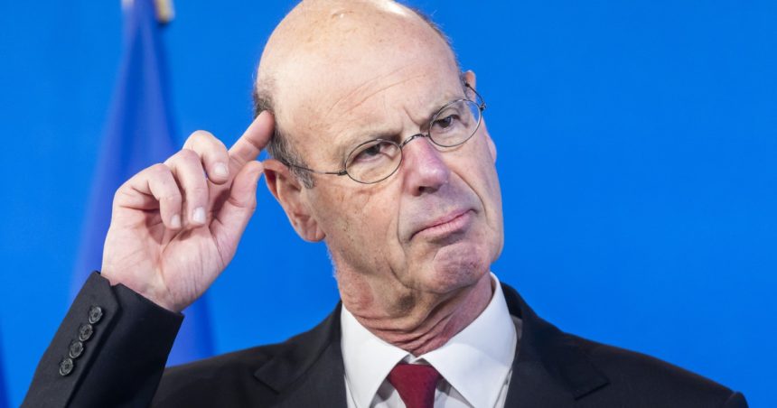 franta ar putea sa taxeze superbogatii ca sa poata cheltui mai mult de 3 din pib pentru aparare ce calcule face ministrul economiei 67c77ab7e9aea