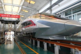 galerie foto cum arata cel mai rapid tren de mare viteza din lume aflat in teste la beijing poate ajunge pana la 450 km h 67caf2ff60ecb