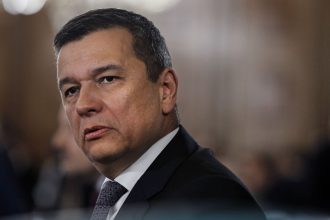 grindeanu orice vot pe care il dam spre victor ponta inseamna un vot pentru nicusor dan in turul 2 sa nu irosim voturile 67dec71cae6bd