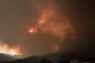 incendii devastatoare in coreea de sud cel putin patru persoane au murit dintre care trei pompieri 67e17a807c9a9