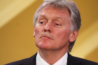 kremlinul spune ca lucreaza cu sua la implementarea unor idei privind conflictul din ucraina nimic concret deocamdata 67ead823d641a