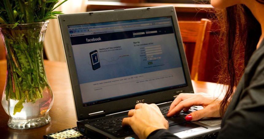 o carte a unei foste angajate facebook cu portrete ale sefilor companiei starneste controverse in sua titlul oameni nepasatori 67e078eb657ff