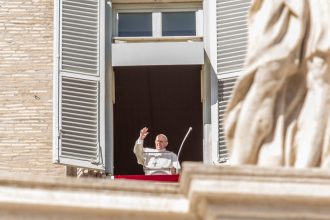papa francisc va aparea in public pentru prima data dupa internare vaticanul duminica va oferi binecuvantarea de la fereastra 67deccf353a9f