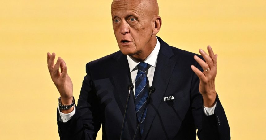 pierluigi collina ura indreptata impotriva arbitrilor este cancerul care ar putea ucide fotbalul oamenii cauta conspiratii 67c4df50b9944
