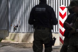 polonia va suspenda dreptul de a solicita azil pentru migrantii care intra in tara pe la frontiera sa cu belarus 67e4688005148