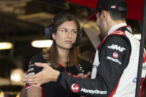 premiera in formula 1 laura muller a devenit prima femeie care lucreaza ca inginer de cursa 67d86edf88308